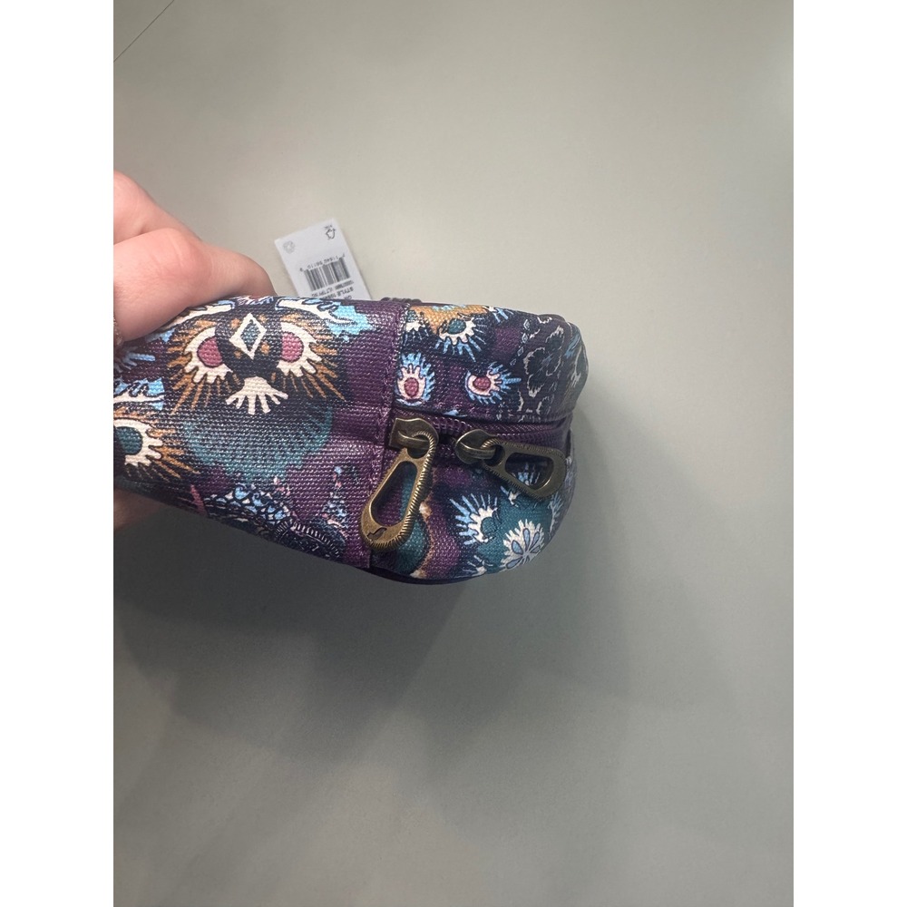 NWT sakroots On The Go Hanging Toiletry Bag Purple Spirit Travel Organizer - Picture 3 of 8